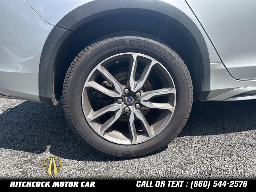 2015 Volvo V60 Cross Country T5, available for sale in Wolcott, Connecticut | Hitchcock Motor Car. Wolcott, Connecticut 2015 Volvo V60 Cross Country T5, available for sale in Wolcott, Connecticut | Hitchcock Motor Car. Wolcott, Connecticut