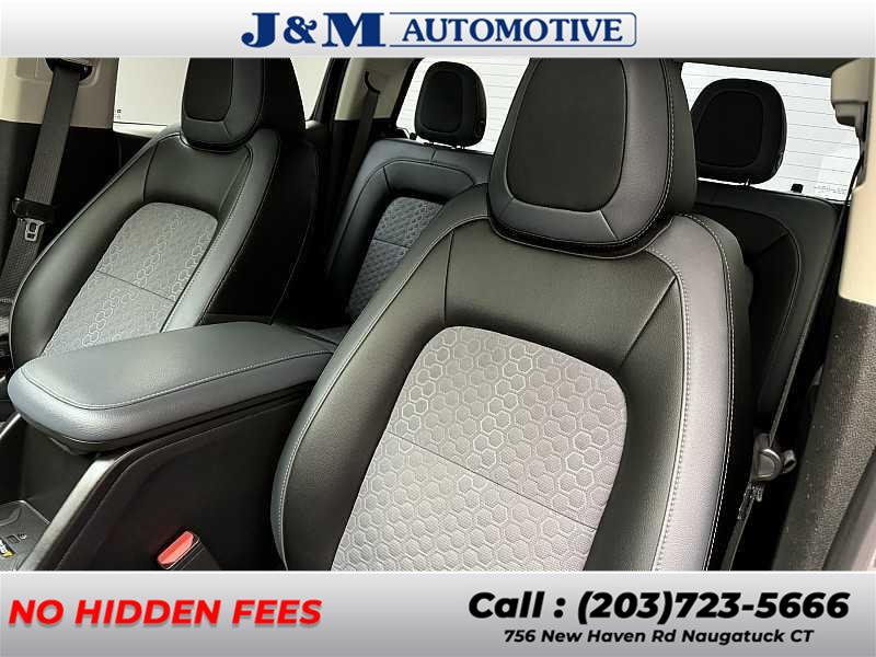 2022 Chevrolet Colorado 4WD Z71, available for sale in Naugatuck, Connecticut | J&M Automotive Sls&Svc LLC. Naugatuck, Connecticut 2022 Chevrolet Colorado 4WD Z71, available for sale in Naugatuck, Connecticut | J&M Automotive Sls&Svc LLC. Naugatuck, Connecticut