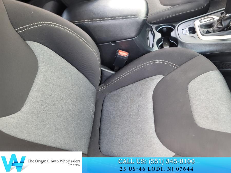 2016 Jeep Cherokee FWD 4dr Sport, available for sale in Lodi, New Jersey | AW Auto & Truck Wholesalers, Inc. Lodi, New Jersey 2016 Jeep Cherokee FWD 4dr Sport, available for sale in Lodi, New Jersey | AW Auto & Truck Wholesalers, Inc. Lodi, New Jersey