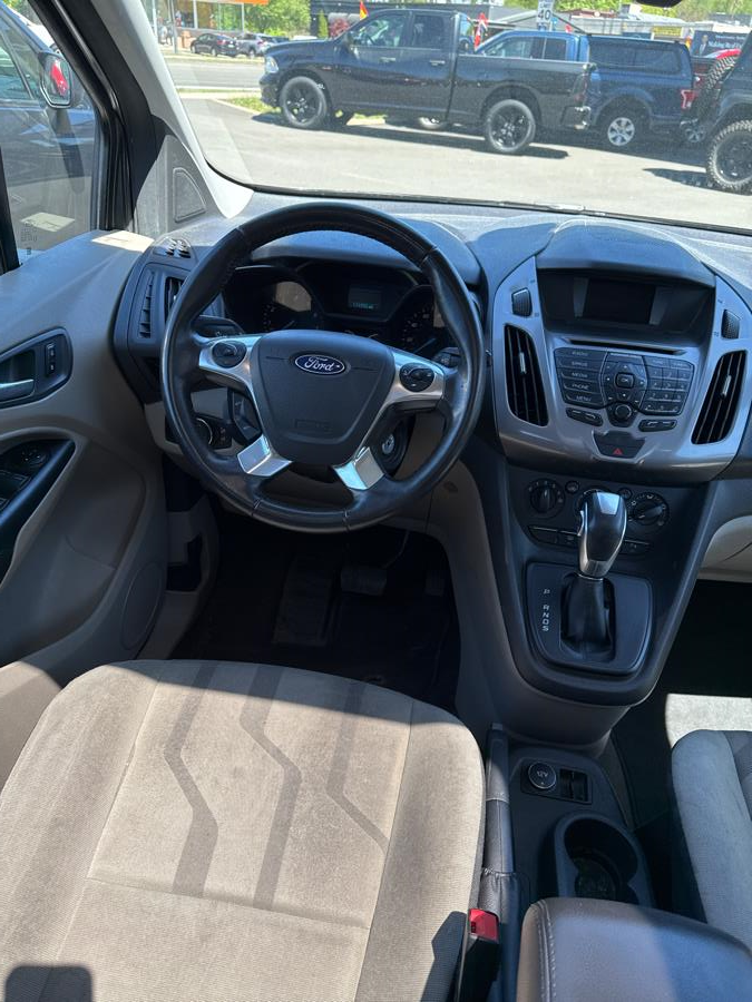 2016 Ford Transit Connect Wagon 4dr Wgn LWB XLT w/Rear Liftgate, available for sale in Branford, Connecticut | Al Mac Motors 2. Branford, Connecticut 2016 Ford Transit Connect Wagon 4dr Wgn LWB XLT w/Rear Liftgate, available for sale in Branford, Connecticut | Al Mac Motors 2. Branford, Connecticut