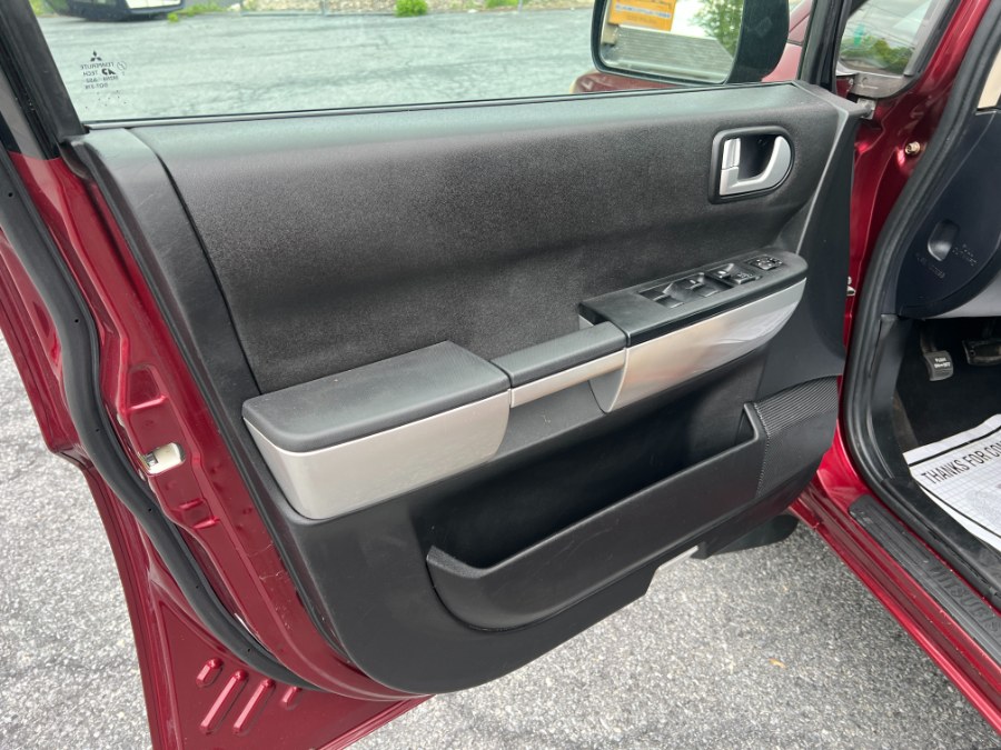 2006 Mitsubishi Endeavor 4dr LS, available for sale in Bethlehem, Pennsylvania | Best Auto Deals LLC. Bethlehem, Pennsylvania 2006 Mitsubishi Endeavor 4dr LS, available for sale in Bethlehem, Pennsylvania | Best Auto Deals LLC. Bethlehem, Pennsylvania