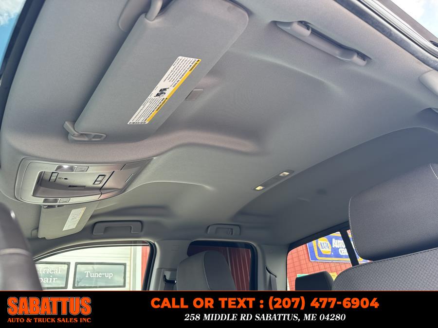 2017 Chevrolet Silverado 1500 4WD Double Cab 143.5" LT w/1LT, available for sale in Sabattus, Maine | Sabattus Auto and Truck Sales Inc. Sabattus, Maine 2017 Chevrolet Silverado 1500 4WD Double Cab 143.5" LT w/1LT, available for sale in Sabattus, Maine | Sabattus Auto and Truck Sales Inc. Sabattus, Maine
