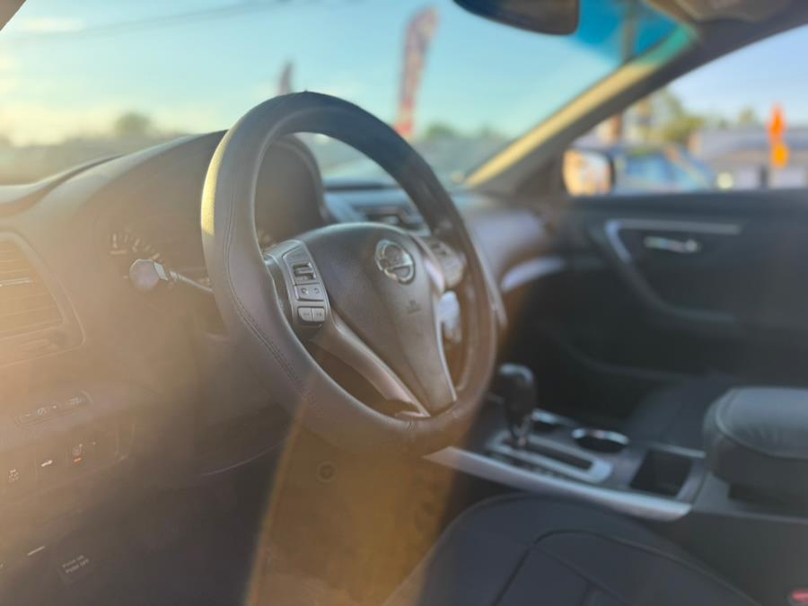 2015 Nissan Altima 4dr Sdn I4 2.5 SV, available for sale in BURLINGTON, New Jersey | Tri States Auto Group. BURLINGTON, New Jersey 2015 Nissan Altima 4dr Sdn I4 2.5 SV, available for sale in BURLINGTON, New Jersey | Tri States Auto Group. BURLINGTON, New Jersey