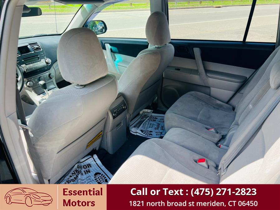 2010 Toyota Highlander FWD 4dr V6 Base (Natl), available for sale in Meriden, Connecticut | Essential Motors. Meriden, Connecticut 2010 Toyota Highlander FWD 4dr V6 Base (Natl), available for sale in Meriden, Connecticut | Essential Motors. Meriden, Connecticut