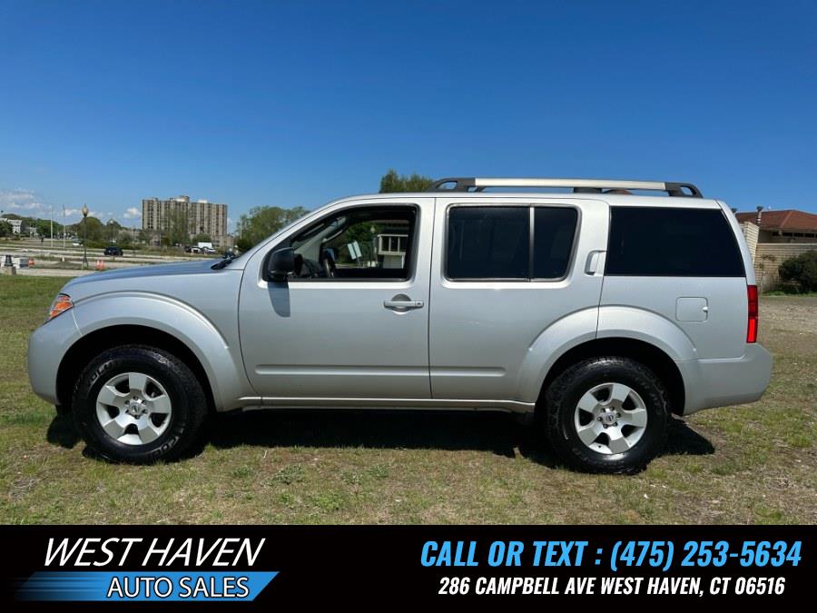 2011 Nissan Pathfinder 4WD 4dr V6 Silver, available for sale in West Haven, Connecticut | West Haven Auto Sales LLC. West Haven, Connecticut 2011 Nissan Pathfinder 4WD 4dr V6 Silver, available for sale in West Haven, Connecticut | West Haven Auto Sales LLC. West Haven, Connecticut