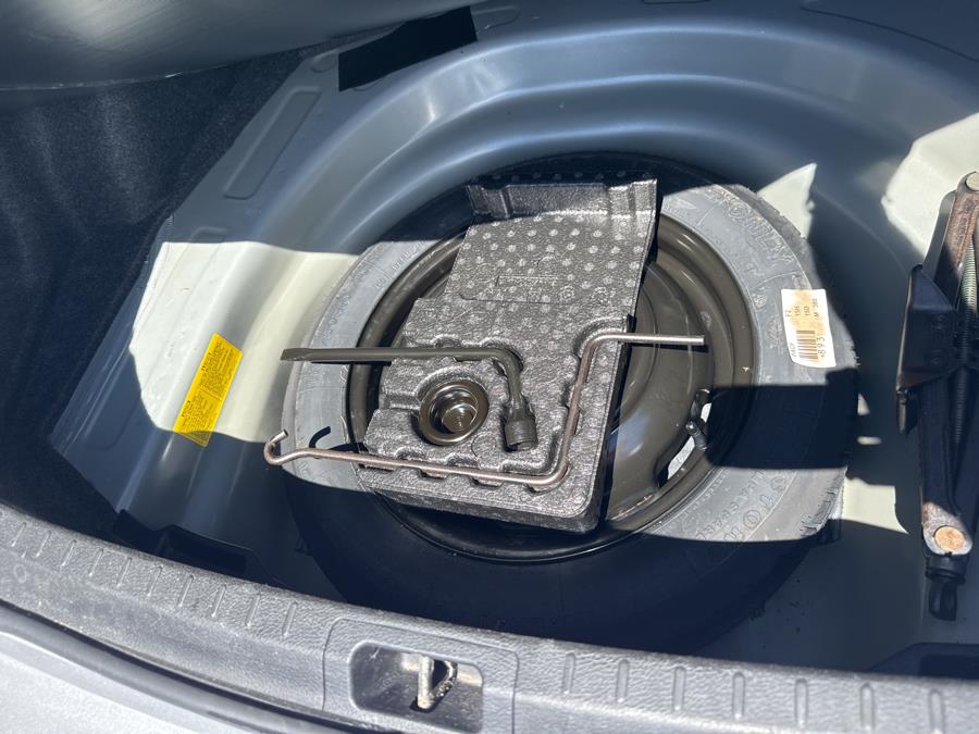 2015 Toyota Corolla 4dr Sdn Auto, available for sale in Waterbury, Connecticut | National Auto Brokers, Inc.. Waterbury, Connecticut 2015 Toyota Corolla 4dr Sdn Auto, available for sale in Waterbury, Connecticut | National Auto Brokers, Inc.. Waterbury, Connecticut
