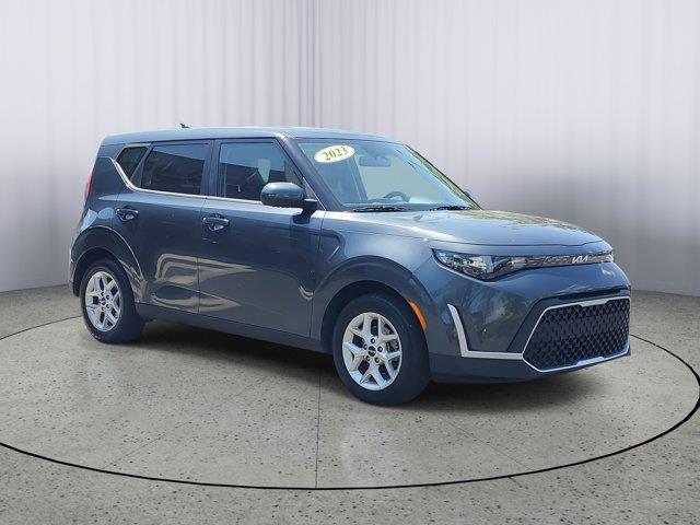 2023 Kia Soul LX IVT, available for sale in Fort Myers, Florida | Carlux Fort Myers. Fort Myers, Florida 2023 Kia Soul LX IVT, available for sale in Fort Myers, Florida | Carlux Fort Myers. Fort Myers, Florida