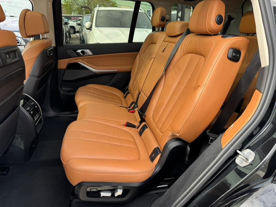 2021 BMW X7 xDrive40i Sports Activity Vehicle, available for sale in Jamaica, New York | Sunrise Autoland. Jamaica, New York 2021 BMW X7 xDrive40i Sports Activity Vehicle, available for sale in Jamaica, New York | Sunrise Autoland. Jamaica, New York