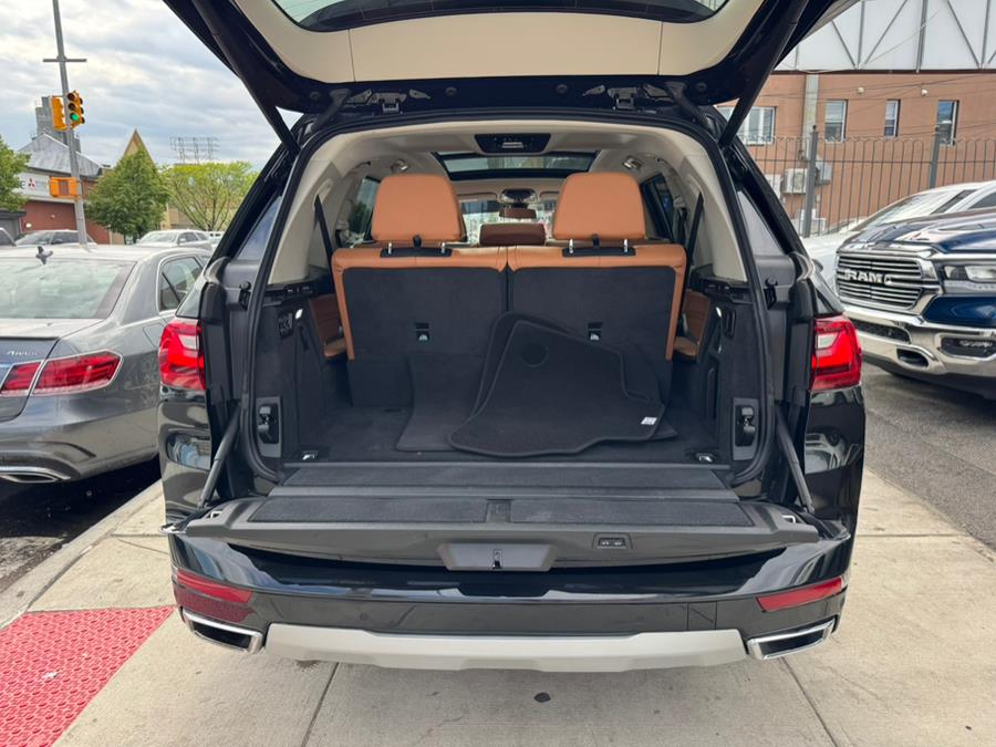 2021 BMW X7 xDrive40i Sports Activity Vehicle, available for sale in Jamaica, New York | Sunrise Autoland. Jamaica, New York 2021 BMW X7 xDrive40i Sports Activity Vehicle, available for sale in Jamaica, New York | Sunrise Autoland. Jamaica, New York