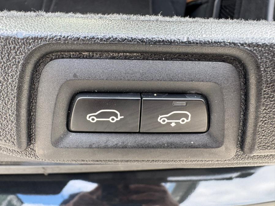 2021 BMW X7 xDrive40i Sports Activity Vehicle, available for sale in Jamaica, New York | Sunrise Autoland. Jamaica, New York 2021 BMW X7 xDrive40i Sports Activity Vehicle, available for sale in Jamaica, New York | Sunrise Autoland. Jamaica, New York