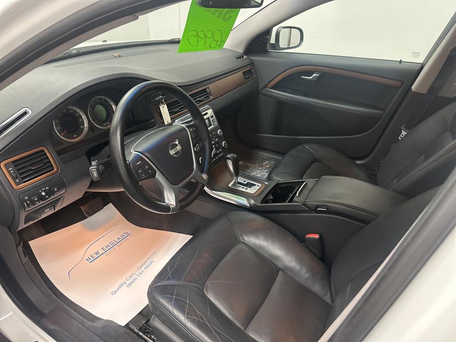 2010 Volvo S80 4dr Sdn I6 FWD, available for sale in Plainville, Connecticut | New England Auto Sales LLC. Plainville, Connecticut 2010 Volvo S80 4dr Sdn I6 FWD, available for sale in Plainville, Connecticut | New England Auto Sales LLC. Plainville, Connecticut