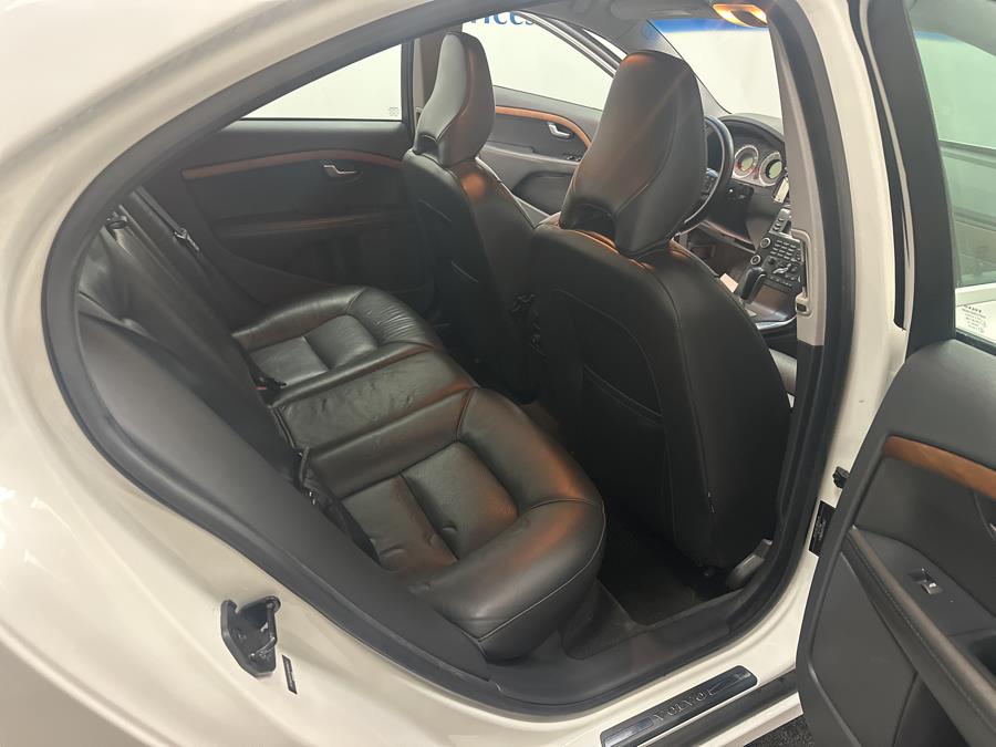 2010 Volvo S80 4dr Sdn I6 FWD, available for sale in Plainville, Connecticut | New England Auto Sales LLC. Plainville, Connecticut 2010 Volvo S80 4dr Sdn I6 FWD, available for sale in Plainville, Connecticut | New England Auto Sales LLC. Plainville, Connecticut