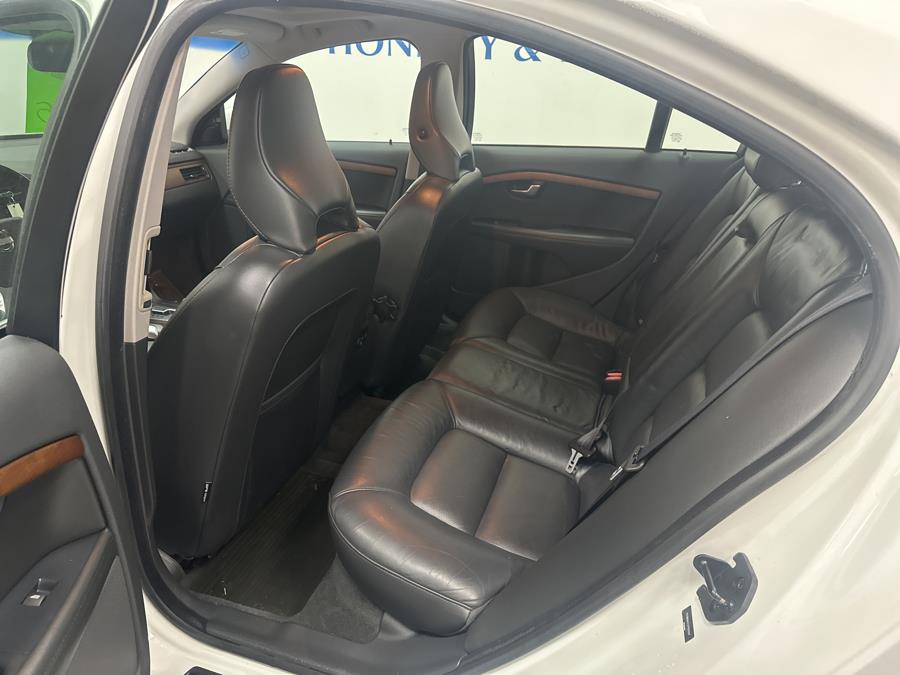 2010 Volvo S80 4dr Sdn I6 FWD, available for sale in Plainville, Connecticut | New England Auto Sales LLC. Plainville, Connecticut 2010 Volvo S80 4dr Sdn I6 FWD, available for sale in Plainville, Connecticut | New England Auto Sales LLC. Plainville, Connecticut