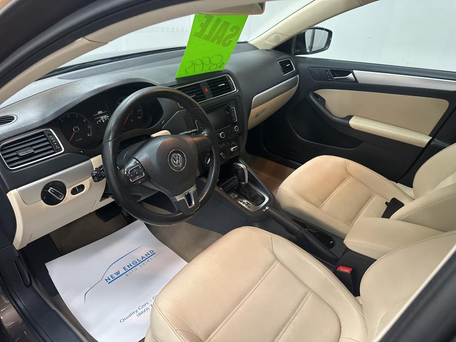 2011 Volkswagen Jetta Sedan 4dr Auto SEL w/Sunroof PZEV, available for sale in Plainville, Connecticut | New England Auto Sales LLC. Plainville, Connecticut 2011 Volkswagen Jetta Sedan 4dr Auto SEL w/Sunroof PZEV, available for sale in Plainville, Connecticut | New England Auto Sales LLC. Plainville, Connecticut