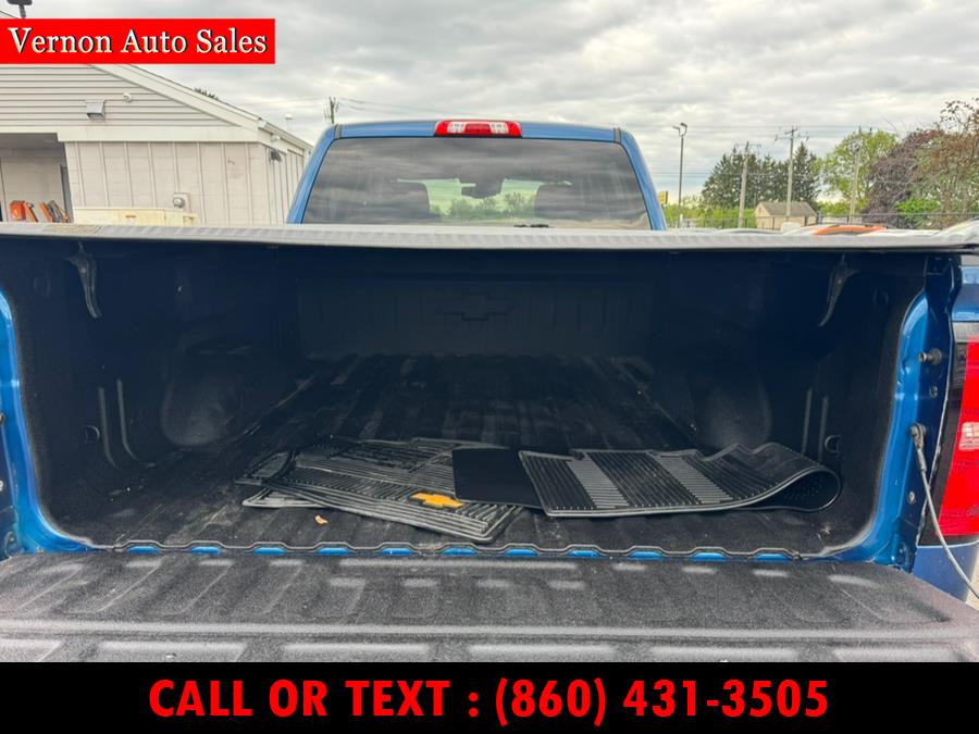 2017 Chevrolet Silverado 2500HD 4WD Crew Cab 153.7" LTZ, available for sale in Manchester, Connecticut | Vernon Auto Sale & Service. Manchester, Connecticut 2017 Chevrolet Silverado 2500HD 4WD Crew Cab 153.7" LTZ, available for sale in Manchester, Connecticut | Vernon Auto Sale & Service. Manchester, Connecticut