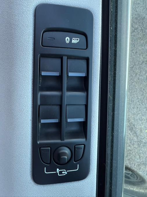 2019 Land Rover Discovery Sport HSE 4WD, available for sale in Philadelphia, Pennsylvania | Eugen's Auto Sales & Repairs. Philadelphia, Pennsylvania 2019 Land Rover Discovery Sport HSE 4WD, available for sale in Philadelphia, Pennsylvania | Eugen's Auto Sales & Repairs. Philadelphia, Pennsylvania
