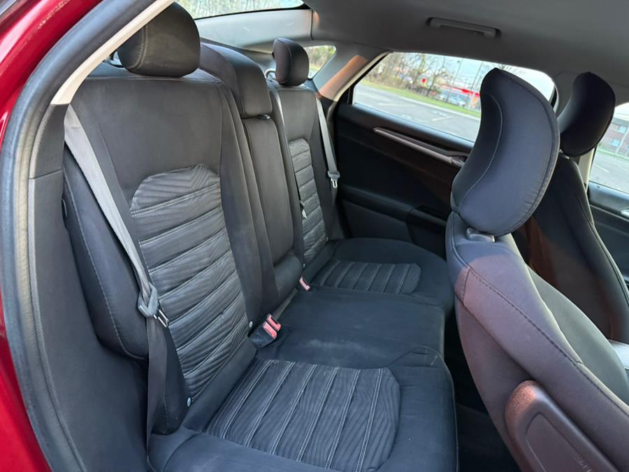 2016 Ford Fusion 4dr Sdn SE FWD, available for sale in Philadelphia, Pennsylvania | Eugen's Auto Sales & Repairs. Philadelphia, Pennsylvania 2016 Ford Fusion 4dr Sdn SE FWD, available for sale in Philadelphia, Pennsylvania | Eugen's Auto Sales & Repairs. Philadelphia, Pennsylvania