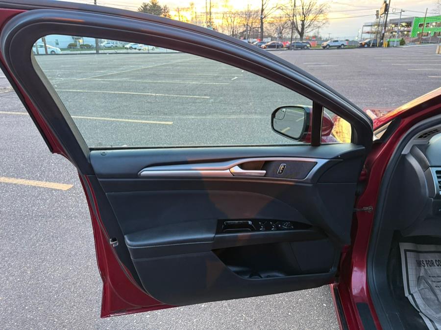2016 Ford Fusion 4dr Sdn SE FWD, available for sale in Philadelphia, Pennsylvania | Eugen's Auto Sales & Repairs. Philadelphia, Pennsylvania 2016 Ford Fusion 4dr Sdn SE FWD, available for sale in Philadelphia, Pennsylvania | Eugen's Auto Sales & Repairs. Philadelphia, Pennsylvania