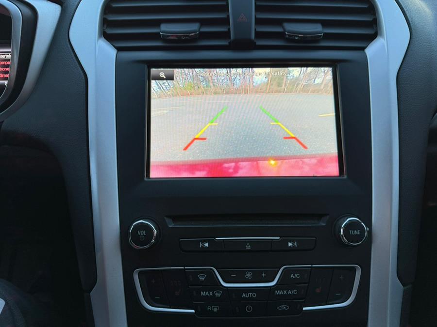 2016 Ford Fusion 4dr Sdn SE FWD, available for sale in Philadelphia, Pennsylvania | Eugen's Auto Sales & Repairs. Philadelphia, Pennsylvania 2016 Ford Fusion 4dr Sdn SE FWD, available for sale in Philadelphia, Pennsylvania | Eugen's Auto Sales & Repairs. Philadelphia, Pennsylvania