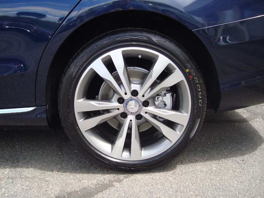 2015 Mercedes-Benz C-Class 4dr Sdn C 300 4MATIC, available for sale in Manchester, Connecticut | Yara Motors. Manchester, Connecticut 2015 Mercedes-Benz C-Class 4dr Sdn C 300 4MATIC, available for sale in Manchester, Connecticut | Yara Motors. Manchester, Connecticut