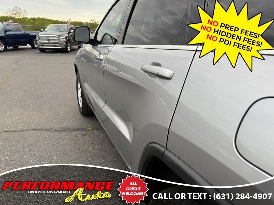 2016 Jeep Grand Cherokee 4WD 4dr Laredo, available for sale in Bohemia, New York | Performance Auto Inc. Bohemia, New York 2016 Jeep Grand Cherokee 4WD 4dr Laredo, available for sale in Bohemia, New York | Performance Auto Inc. Bohemia, New York