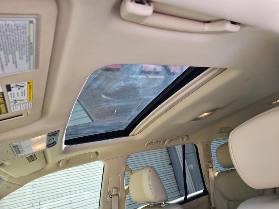 2015 Lexus LX 570 4WD 4dr, available for sale in Wantagh, New York | Alpine Motors Inc. Wantagh, New York 2015 Lexus LX 570 4WD 4dr, available for sale in Wantagh, New York | Alpine Motors Inc. Wantagh, New York