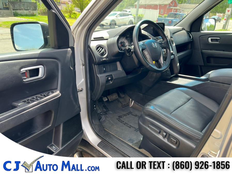 2014 Honda Pilot 4WD 4dr EX-L, available for sale in Bristol, Connecticut | CJ Auto Mall. Bristol, Connecticut 2014 Honda Pilot 4WD 4dr EX-L, available for sale in Bristol, Connecticut | CJ Auto Mall. Bristol, Connecticut