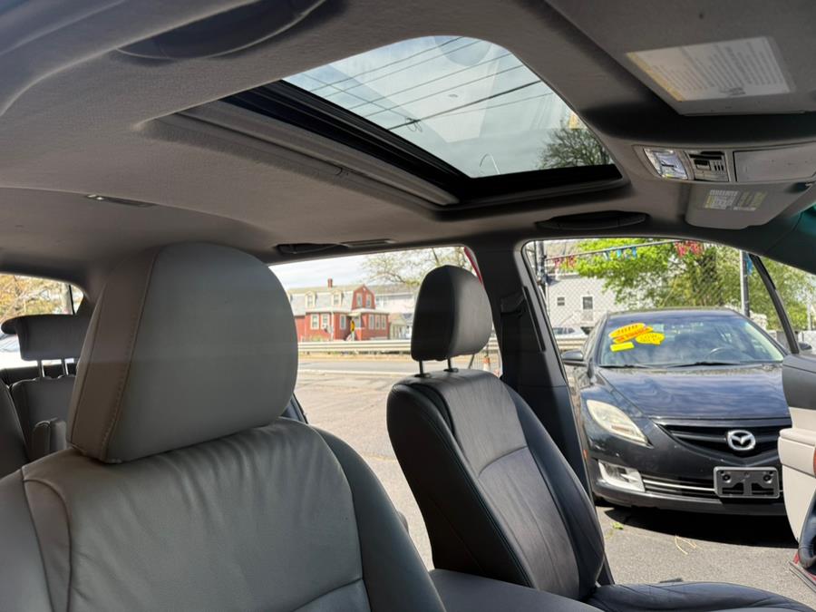 2008 Toyota Highlander 4WD 4dr Limited (Natl), available for sale in Revere, Massachusetts | Wonderland Auto. Revere, Massachusetts 2008 Toyota Highlander 4WD 4dr Limited (Natl), available for sale in Revere, Massachusetts | Wonderland Auto. Revere, Massachusetts