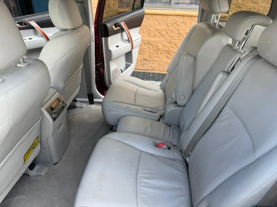 2008 Toyota Highlander 4WD 4dr Limited (Natl), available for sale in Revere, Massachusetts | Wonderland Auto. Revere, Massachusetts 2008 Toyota Highlander 4WD 4dr Limited (Natl), available for sale in Revere, Massachusetts | Wonderland Auto. Revere, Massachusetts