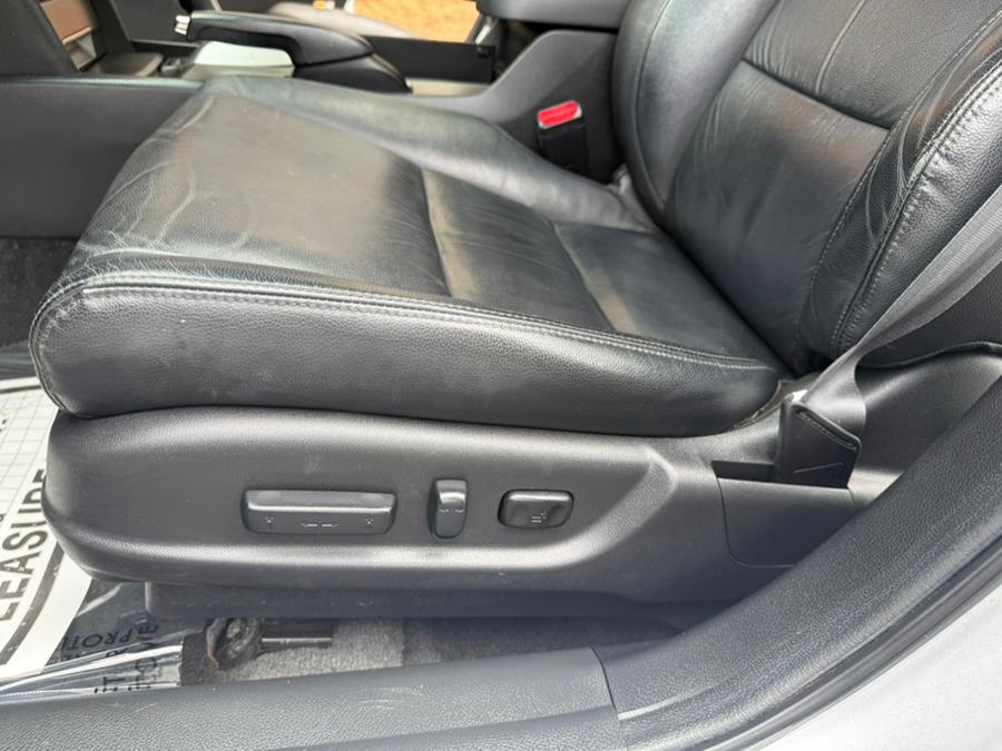 2011 Honda Accord Sdn 4dr I4 Auto EX-L, available for sale in Revere, Massachusetts | Wonderland Auto. Revere, Massachusetts 2011 Honda Accord Sdn 4dr I4 Auto EX-L, available for sale in Revere, Massachusetts | Wonderland Auto. Revere, Massachusetts