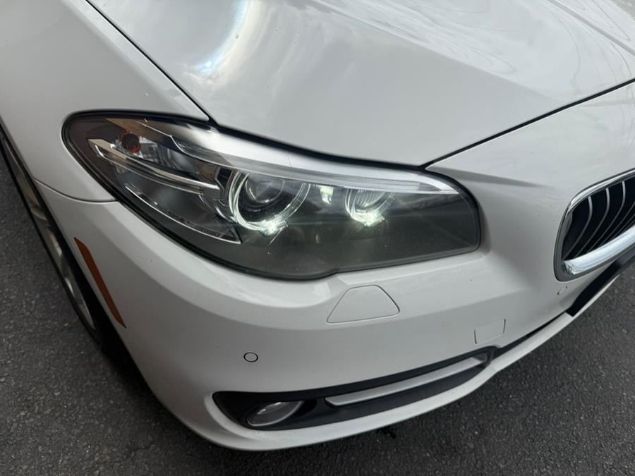 2016 BMW 5 Series 4dr Sdn 528i xDrive AWD, available for sale in Revere, Massachusetts | Wonderland Auto. Revere, Massachusetts 2016 BMW 5 Series 4dr Sdn 528i xDrive AWD, available for sale in Revere, Massachusetts | Wonderland Auto. Revere, Massachusetts