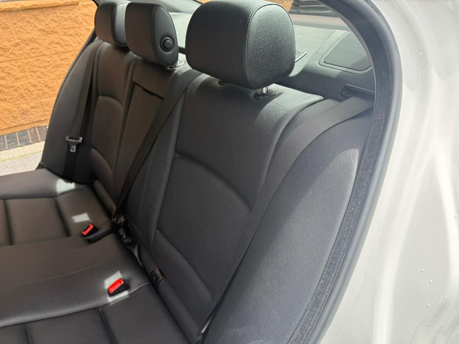 2016 BMW 5 Series 4dr Sdn 528i xDrive AWD, available for sale in Revere, Massachusetts | Wonderland Auto. Revere, Massachusetts 2016 BMW 5 Series 4dr Sdn 528i xDrive AWD, available for sale in Revere, Massachusetts | Wonderland Auto. Revere, Massachusetts