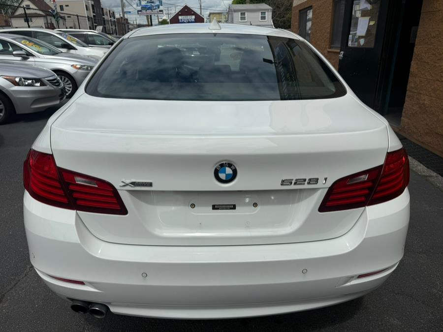 2016 BMW 5 Series 4dr Sdn 528i xDrive AWD, available for sale in Revere, Massachusetts | Wonderland Auto. Revere, Massachusetts 2016 BMW 5 Series 4dr Sdn 528i xDrive AWD, available for sale in Revere, Massachusetts | Wonderland Auto. Revere, Massachusetts