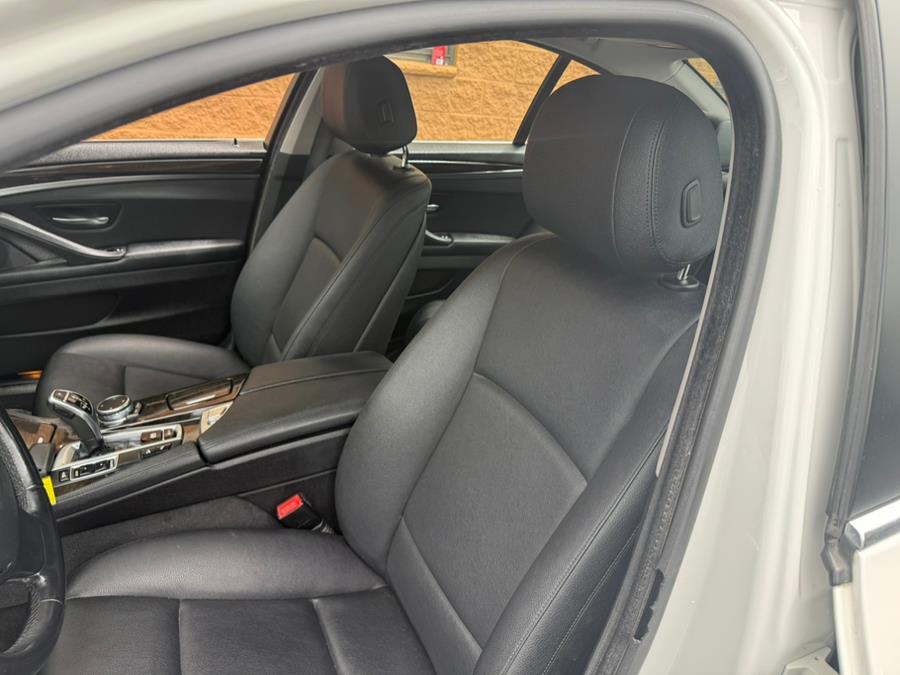2016 BMW 5 Series 4dr Sdn 528i xDrive AWD, available for sale in Revere, Massachusetts | Wonderland Auto. Revere, Massachusetts 2016 BMW 5 Series 4dr Sdn 528i xDrive AWD, available for sale in Revere, Massachusetts | Wonderland Auto. Revere, Massachusetts