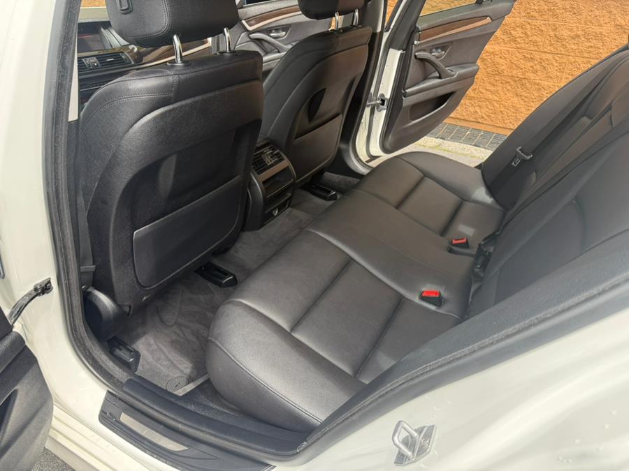 2016 BMW 5 Series 4dr Sdn 528i xDrive AWD, available for sale in Revere, Massachusetts | Wonderland Auto. Revere, Massachusetts 2016 BMW 5 Series 4dr Sdn 528i xDrive AWD, available for sale in Revere, Massachusetts | Wonderland Auto. Revere, Massachusetts