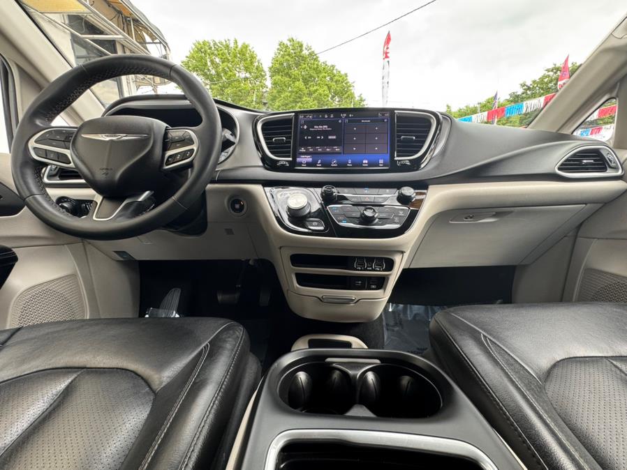 2022 Chrysler Pacifica Touring L FWD, available for sale in Newark , New Jersey | Champion Used Auto Sales 2. Newark , New Jersey 2022 Chrysler Pacifica Touring L FWD, available for sale in Newark , New Jersey | Champion Used Auto Sales 2. Newark , New Jersey