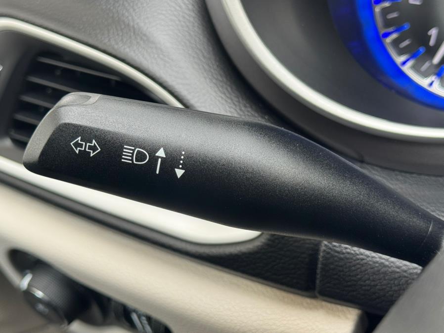 2022 Chrysler Pacifica Touring L FWD, available for sale in Newark , New Jersey | Champion Used Auto Sales 2. Newark , New Jersey 2022 Chrysler Pacifica Touring L FWD, available for sale in Newark , New Jersey | Champion Used Auto Sales 2. Newark , New Jersey
