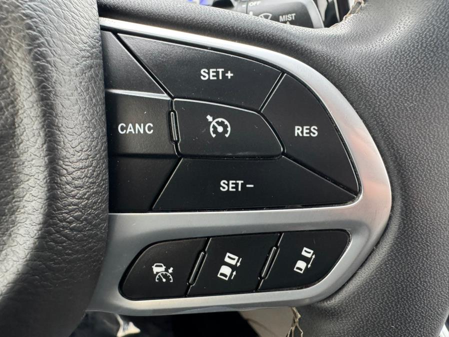 2022 Chrysler Pacifica Touring L FWD, available for sale in Newark , New Jersey | Champion Used Auto Sales 2. Newark , New Jersey 2022 Chrysler Pacifica Touring L FWD, available for sale in Newark , New Jersey | Champion Used Auto Sales 2. Newark , New Jersey