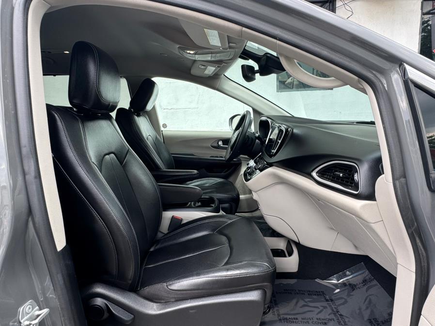 2022 Chrysler Pacifica Touring L FWD, available for sale in Newark , New Jersey | Champion Used Auto Sales 2. Newark , New Jersey 2022 Chrysler Pacifica Touring L FWD, available for sale in Newark , New Jersey | Champion Used Auto Sales 2. Newark , New Jersey