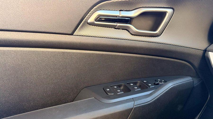 2024 Kia Sportage LX Sport Utility 4D, available for sale in Linden, New Jersey | Route 27 Auto Mall. Linden, New Jersey 2024 Kia Sportage LX Sport Utility 4D, available for sale in Linden, New Jersey | Route 27 Auto Mall. Linden, New Jersey