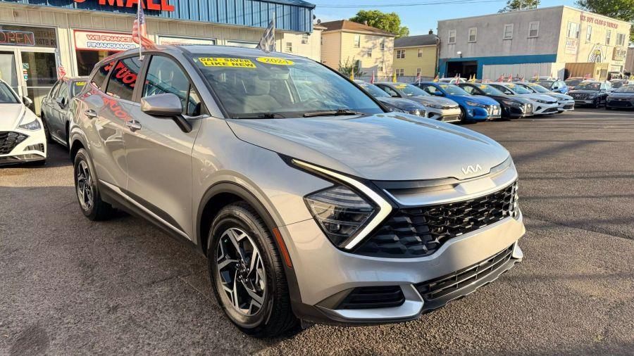 2024 Kia Sportage LX Sport Utility 4D, available for sale in Linden, New Jersey | Route 27 Auto Mall. Linden, New Jersey 2024 Kia Sportage LX Sport Utility 4D, available for sale in Linden, New Jersey | Route 27 Auto Mall. Linden, New Jersey