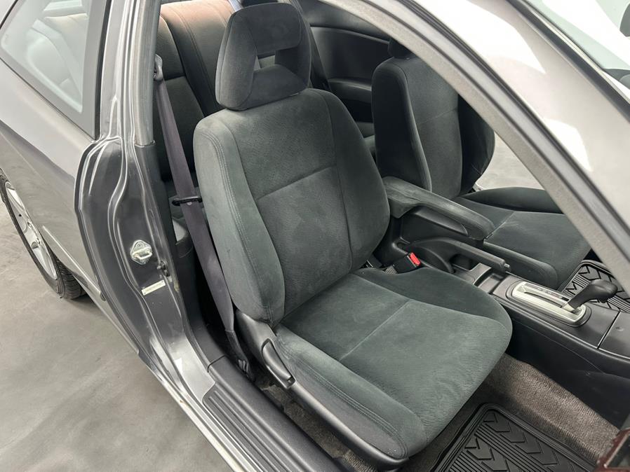 2004 Honda Civic 2dr Cpe EX Auto, available for sale in Elizabeth, New Jersey | M Auto Group. Elizabeth, New Jersey 2004 Honda Civic 2dr Cpe EX Auto, available for sale in Elizabeth, New Jersey | M Auto Group. Elizabeth, New Jersey