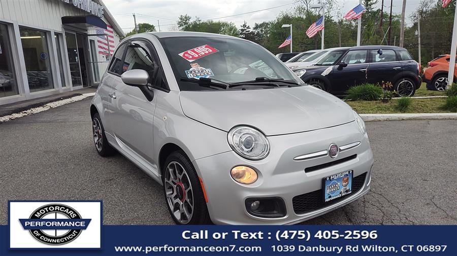 Used 2012 FIAT 500 in Wilton, Connecticut | Performance Motor Cars Of Connecticut LLC. Wilton, Connecticut
