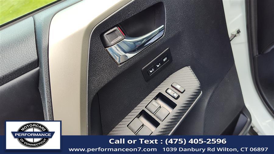 2015 Toyota RAV4 AWD 4dr Limited (Natl), available for sale in Wappingers Falls, New York | Performance Motor Cars. Wappingers Falls, New York 2015 Toyota RAV4 AWD 4dr Limited (Natl), available for sale in Wappingers Falls, New York | Performance Motor Cars. Wappingers Falls, New York
