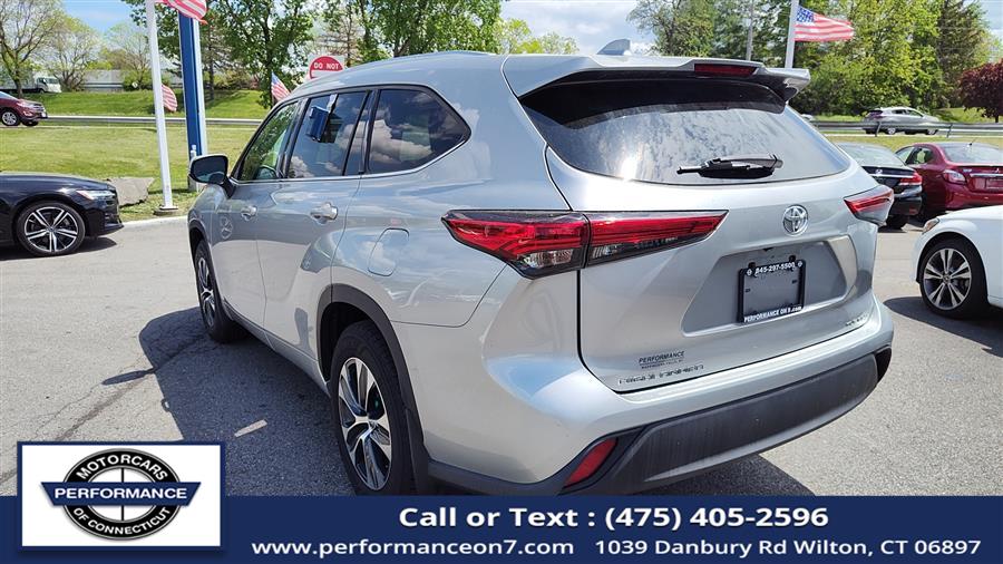 2020 Toyota Highlander XLE AWD (Natl), available for sale in Wilton, Connecticut | Performance Motor Cars Of Connecticut LLC. Wilton, Connecticut 2020 Toyota Highlander XLE AWD (Natl), available for sale in Wilton, Connecticut | Performance Motor Cars Of Connecticut LLC. Wilton, Connecticut