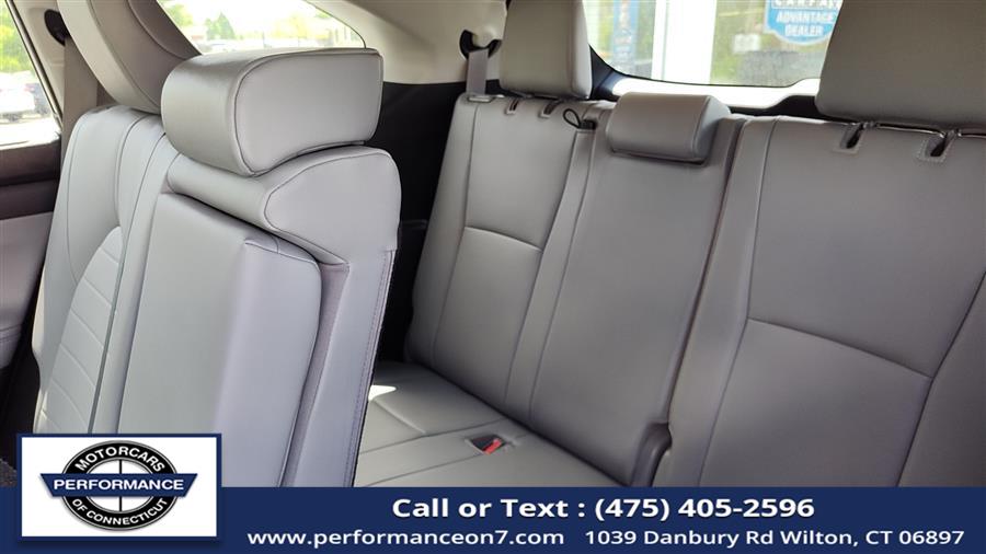 2020 Toyota Highlander XLE AWD (Natl), available for sale in Wilton, Connecticut | Performance Motor Cars Of Connecticut LLC. Wilton, Connecticut 2020 Toyota Highlander XLE AWD (Natl), available for sale in Wilton, Connecticut | Performance Motor Cars Of Connecticut LLC. Wilton, Connecticut
