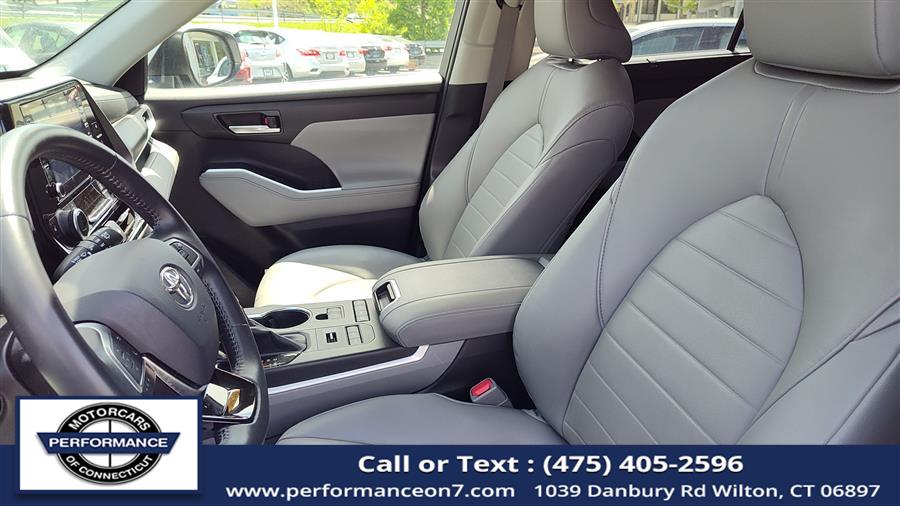 2020 Toyota Highlander XLE AWD (Natl), available for sale in Wilton, Connecticut | Performance Motor Cars Of Connecticut LLC. Wilton, Connecticut 2020 Toyota Highlander XLE AWD (Natl), available for sale in Wilton, Connecticut | Performance Motor Cars Of Connecticut LLC. Wilton, Connecticut