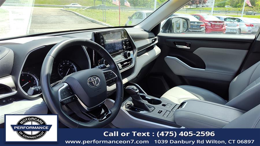 2020 Toyota Highlander XLE AWD (Natl), available for sale in Wilton, Connecticut | Performance Motor Cars Of Connecticut LLC. Wilton, Connecticut 2020 Toyota Highlander XLE AWD (Natl), available for sale in Wilton, Connecticut | Performance Motor Cars Of Connecticut LLC. Wilton, Connecticut