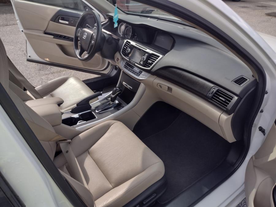2013 Honda Accord Sdn 4dr V6 Auto EX-L, available for sale in Chicopee, Massachusetts | Matts Auto Mall LLC. Chicopee, Massachusetts 2013 Honda Accord Sdn 4dr V6 Auto EX-L, available for sale in Chicopee, Massachusetts | Matts Auto Mall LLC. Chicopee, Massachusetts