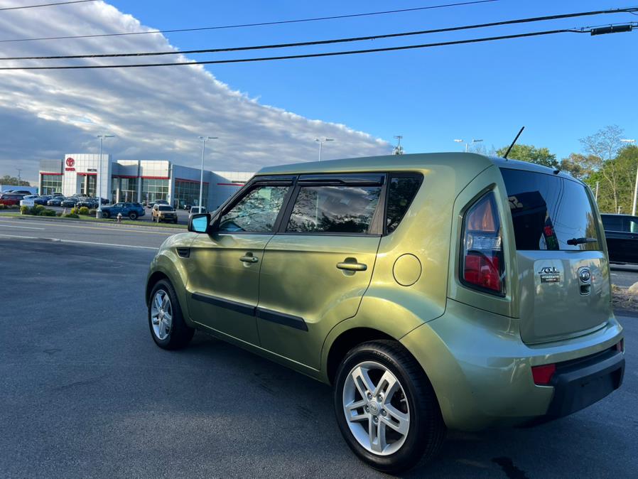 2011 Kia Soul 5dr Wgn Auto +, available for sale in Swansea, Massachusetts | Gas On The Run. Swansea, Massachusetts 2011 Kia Soul 5dr Wgn Auto +, available for sale in Swansea, Massachusetts | Gas On The Run. Swansea, Massachusetts